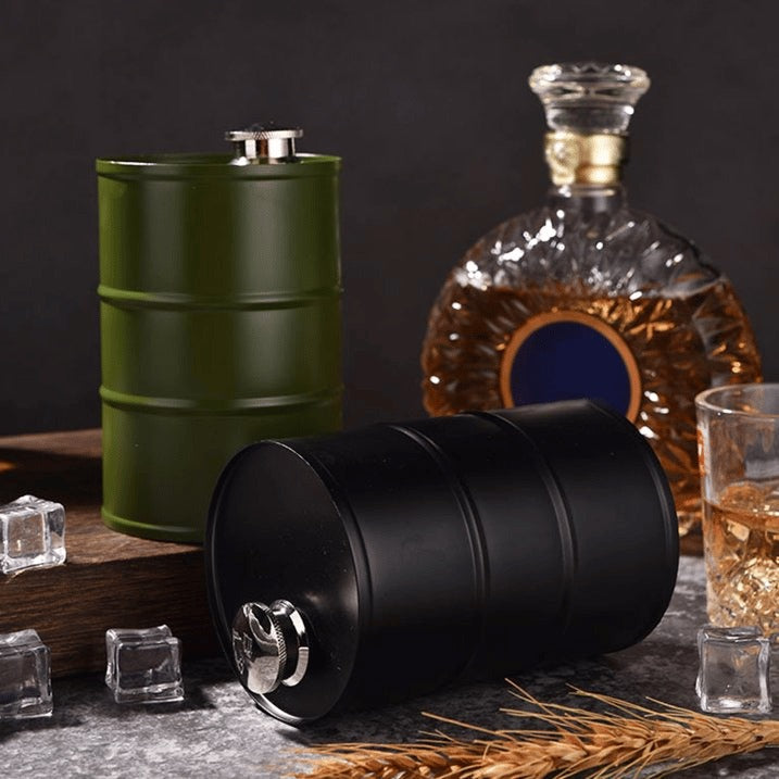 🛢️ Vintage Oil Drum Flask – Stainless Steel Camping & Travel Beverage Bottle