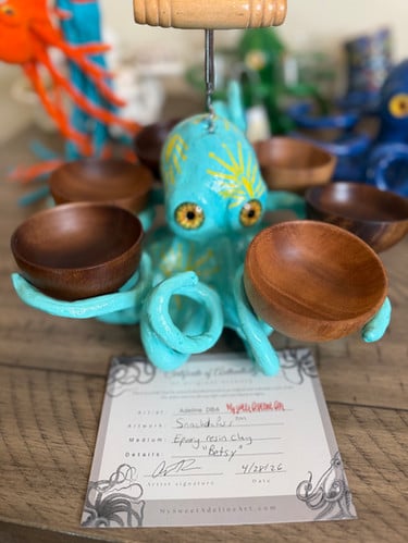 🐙 Octopus Snack Server with 6 Bowls – Sculptural Centerpiece