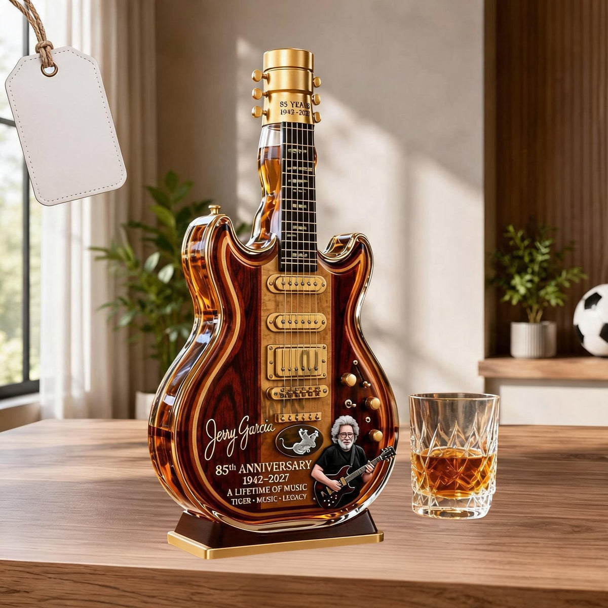 🎸 Vintage Guitar Whiskey Decanter – Classic Music Collector Bottle & Home Bar Display