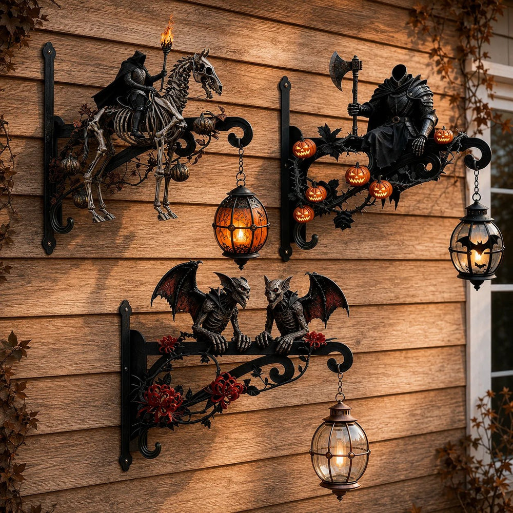 Spooky wall hanger for porch decoration